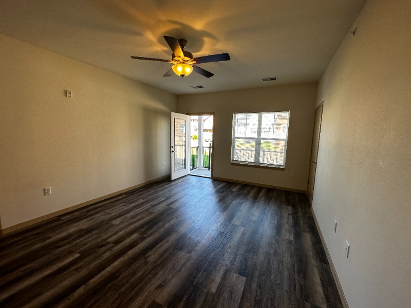 Building Photo - 3036 Triumph Dr