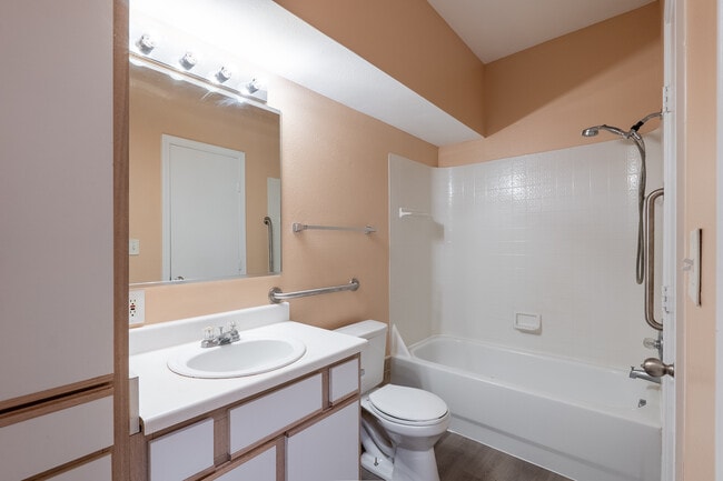 Building Photo - 1236 Canyon Creek Cir