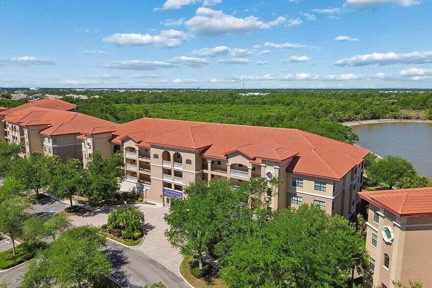 Building Photo - 7702 Lake Vista Ct