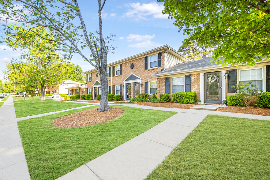 Building Photo - Sage Pointe Apartments and Townhomes