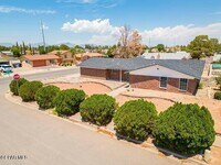 Building Photo - 11301 Tom Ulozas Dr