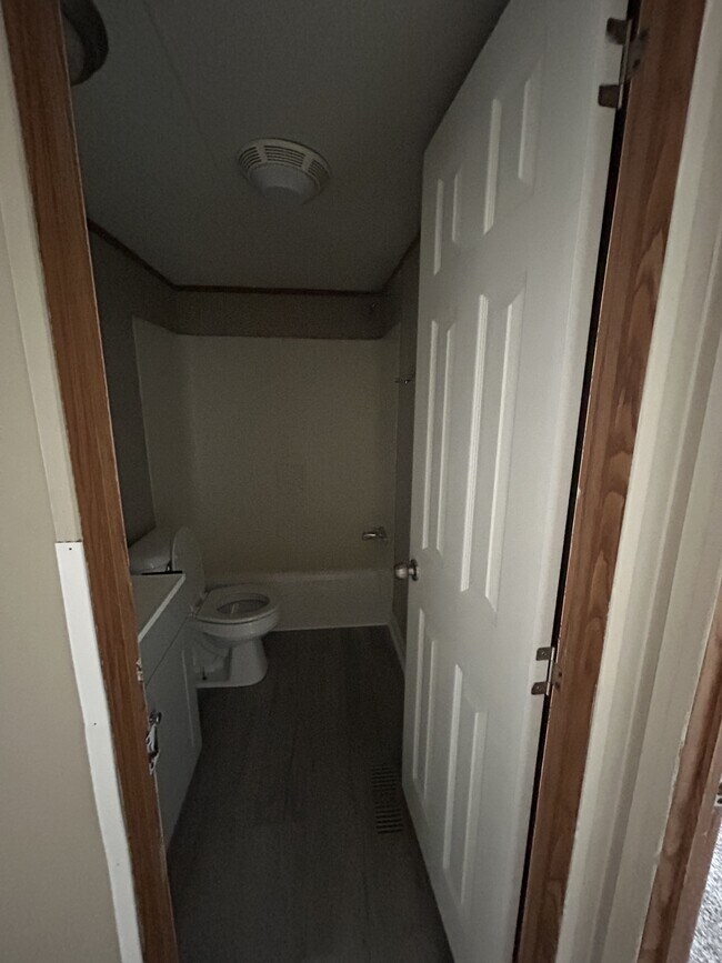 Building Photo - 114 Zackary St