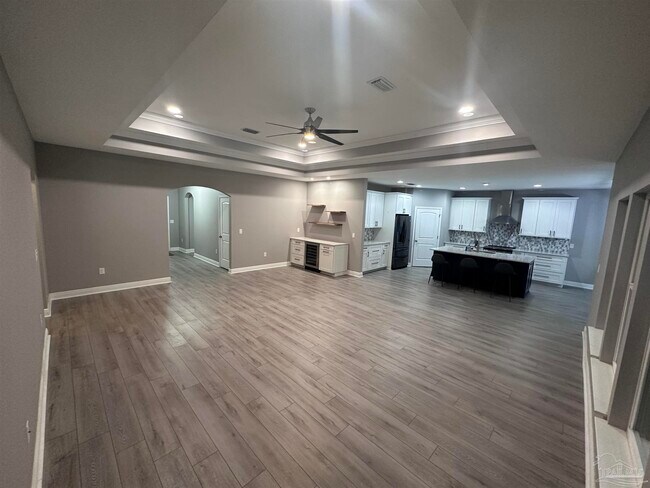 Building Photo - 4745 Dupont Cir