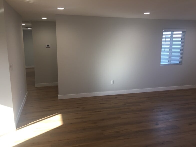 Building Photo - 6431 Gentry Ave