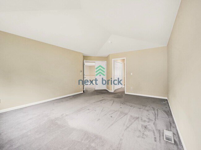 Building Photo - 4 Bed 2.5 Bath Single Family for Rent
