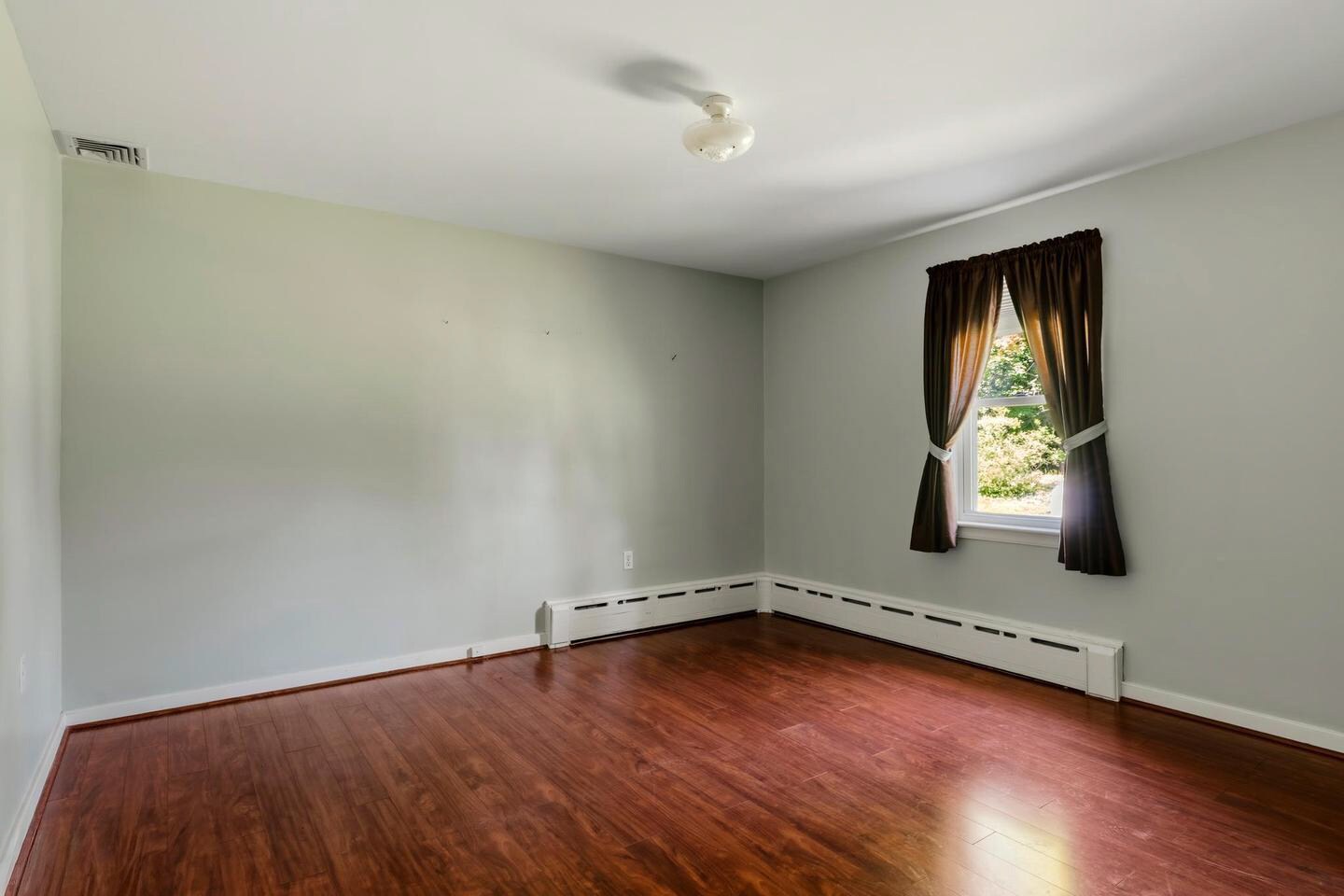 Building Photo - 1104 Alleghenyville Rd