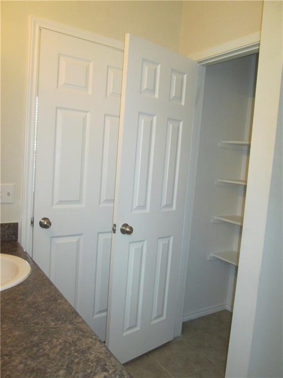 Building Photo - 5801 Knoll Pines Pass