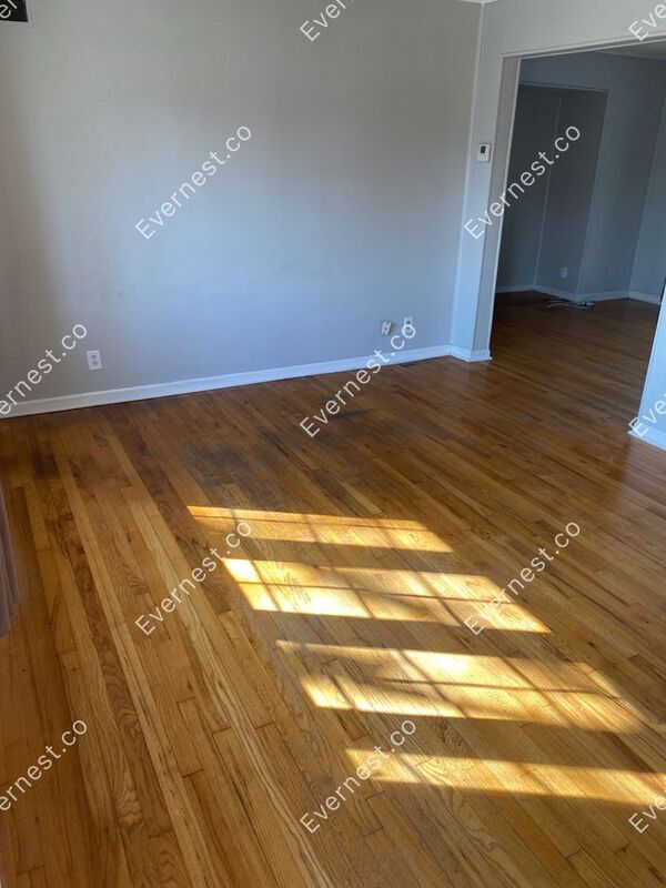 Building Photo - 4308 Francis St