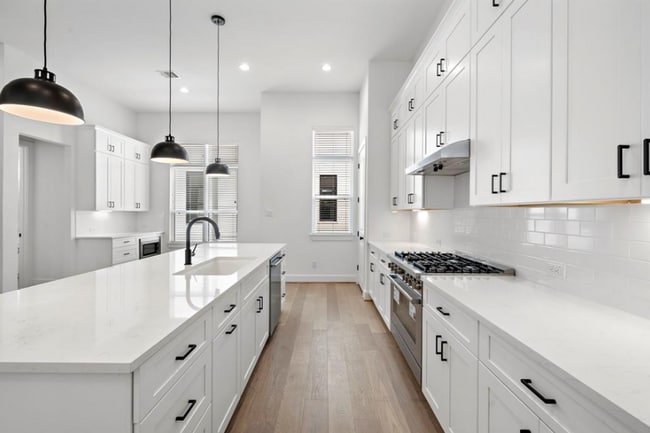 Primary Photo - Brand new house in the Museum District wit...