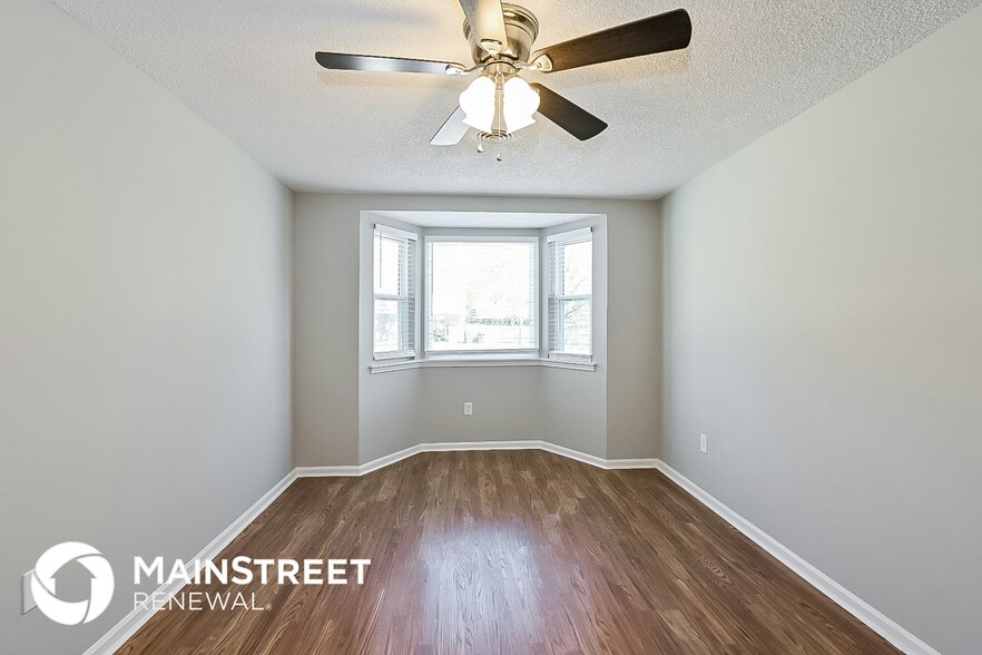 Building Photo - 1695 Myrna Ln