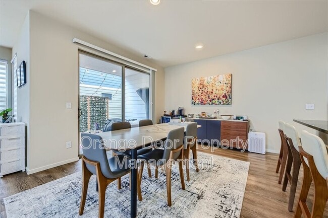 Building Photo - 32773 Maple Ave SE