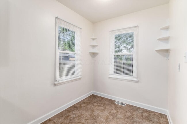 Building Photo - 1295 Wilson Ave