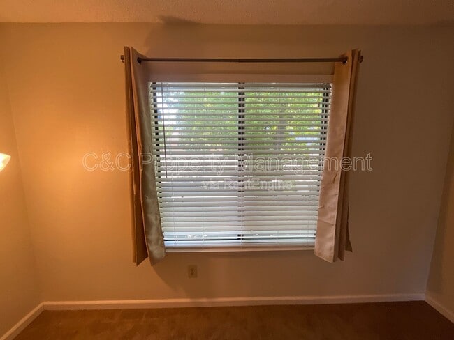 Building Photo - 6254 Joaquin Murieta Ave