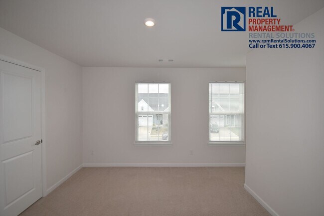 Building Photo - Gorgeous home in Three Rivers Community! N...