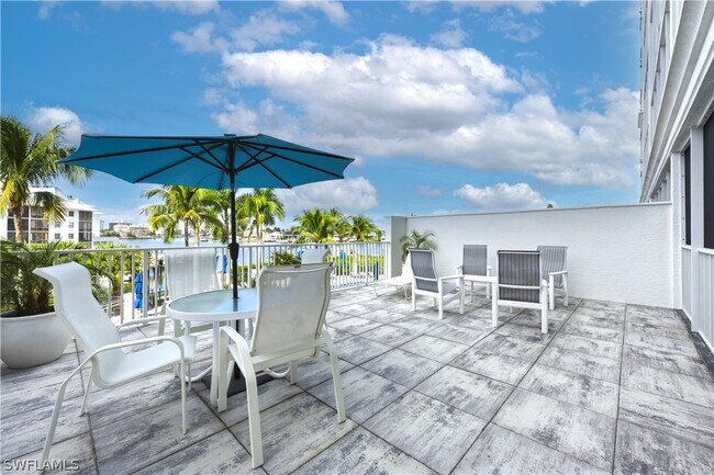 Building Photo - 400 Flagship Dr