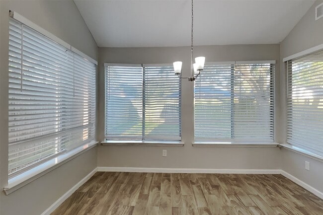 Building Photo - 2203 Wheathall Camp Ln