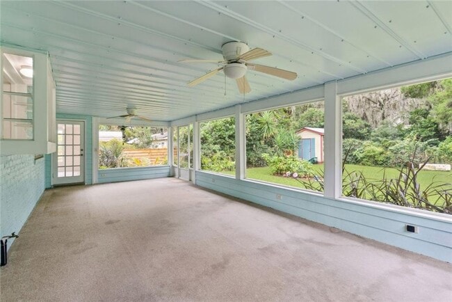 Building Photo - 1407 Sycamore Ave