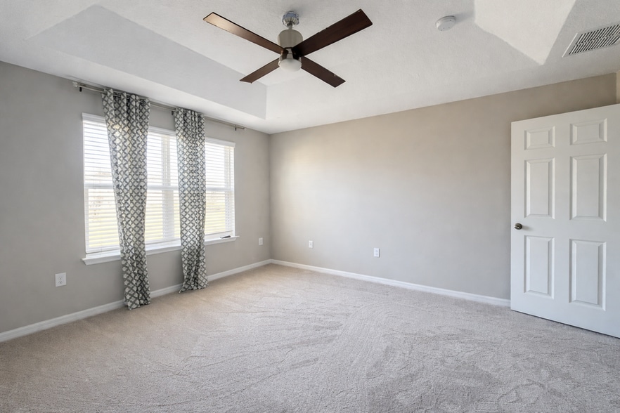 Building Photo - 3749 Brighton Park Cir