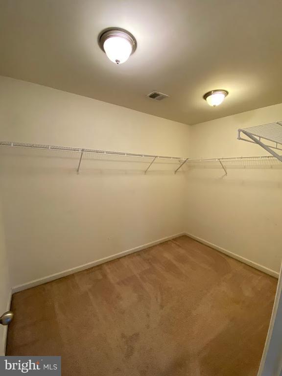 Building Photo - 120 Woodman Ct