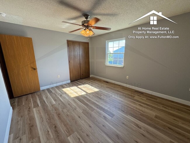 Building Photo - 551 Collier Ln