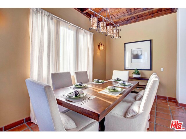 Dining Room - 4307 S Centinela Ave