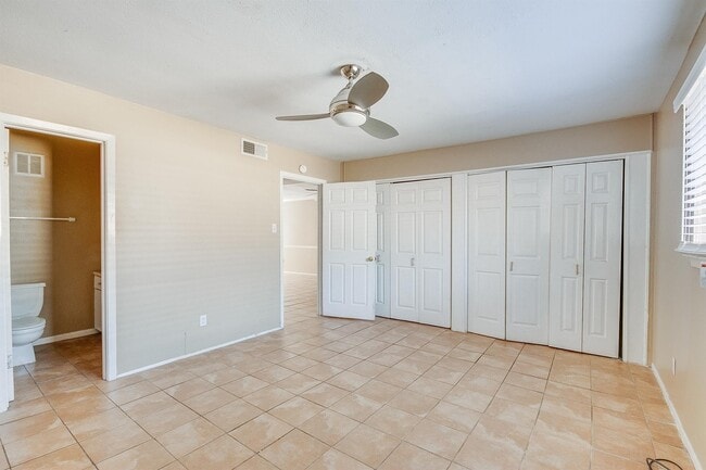 Building Photo - 2689 Gessner Rd