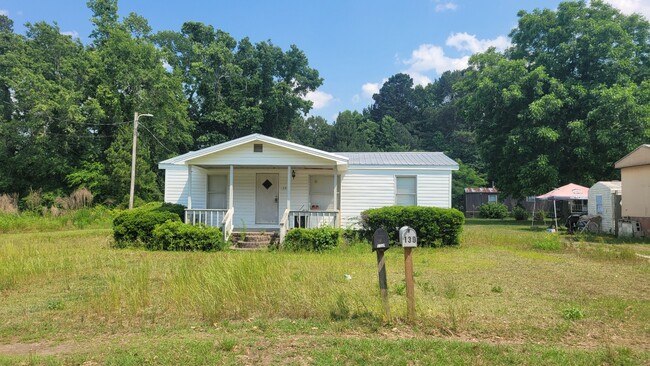 Building Photo - 132 Buckeye Ct