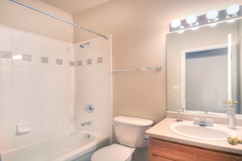 Building Photo - 3020 Mandalay Grove