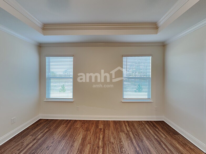 Building Photo - 6014 Little Blf Cir