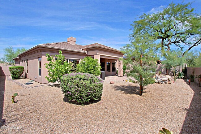 Building Photo - 6879 E Amber Sun Dr