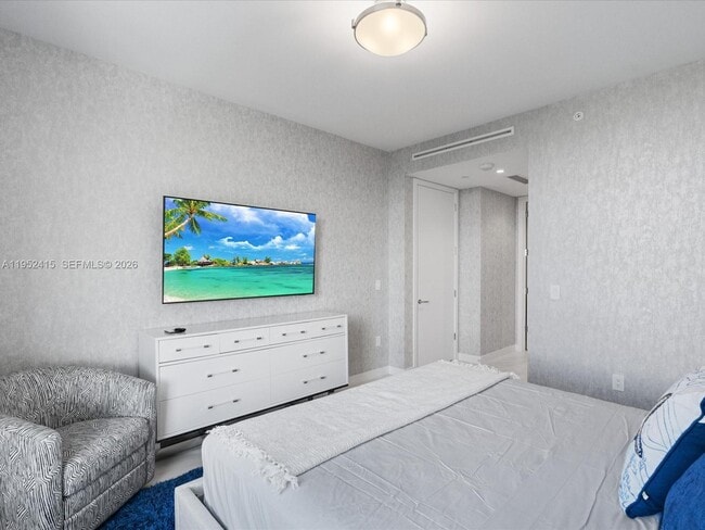 Building Photo - 220 SE Mizner Blvd