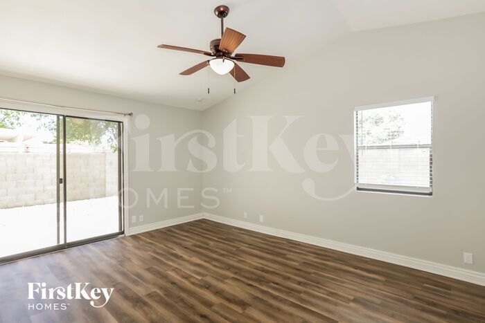 Building Photo - 3717 W Tierra Buena Ln