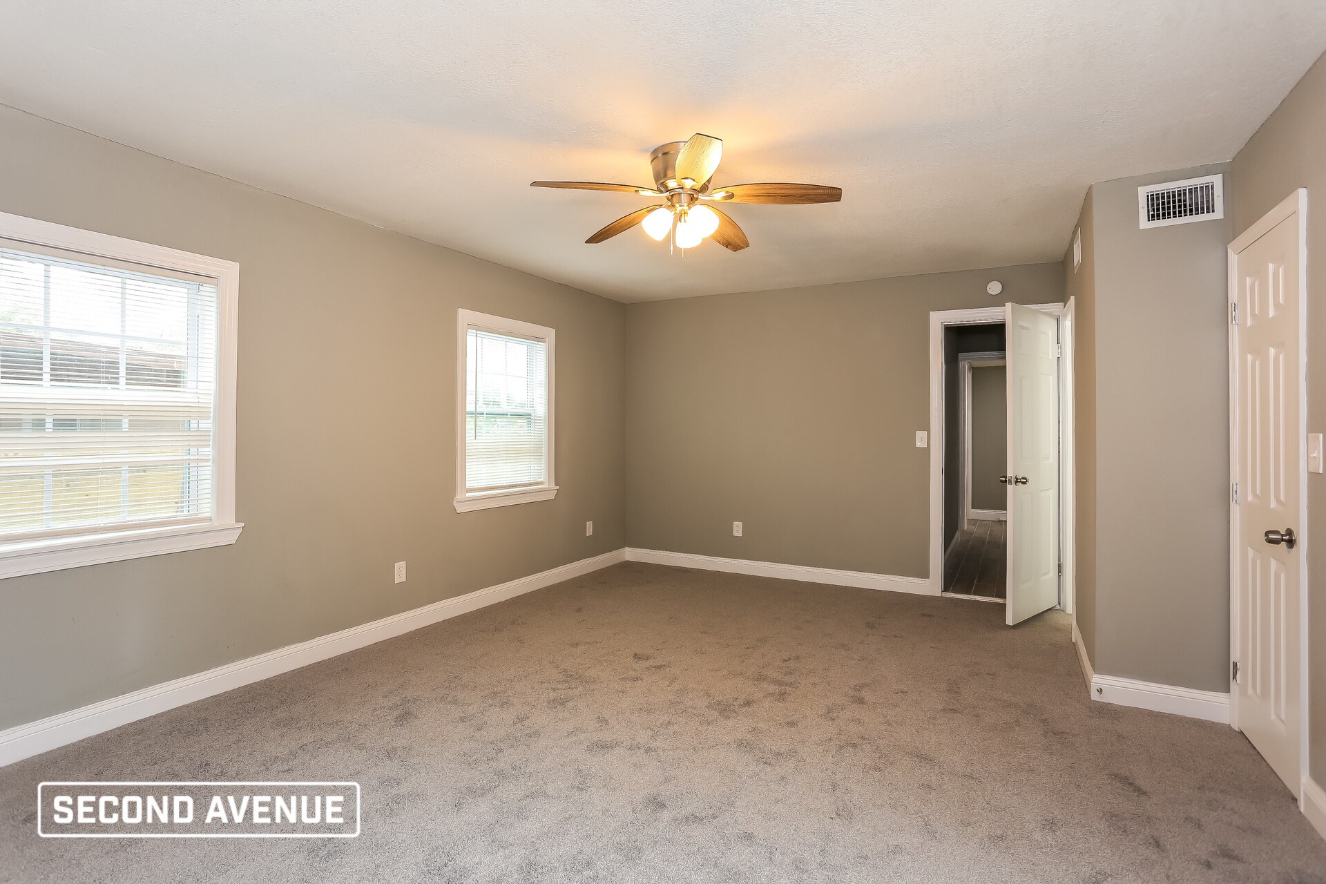 Building Photo - 6554 Albicore Rd