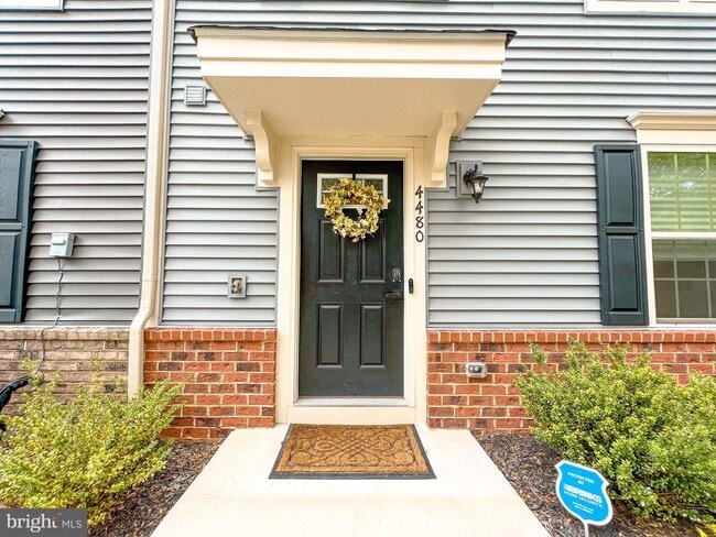 Building Photo - 4480 Commons Dr