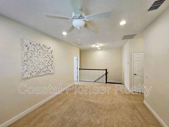 Building Photo - 11541 Crowned Sparrow Ln