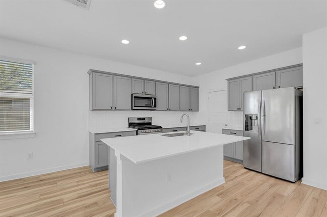 Building Photo - 149 Filifera Ct