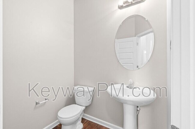 Building Photo - 3013 Spring Creek Dr