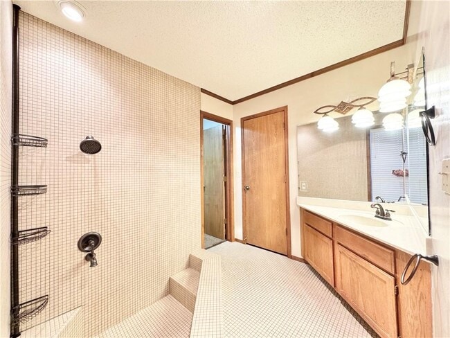 Building Photo - 2722 Coy Kaylor Dr