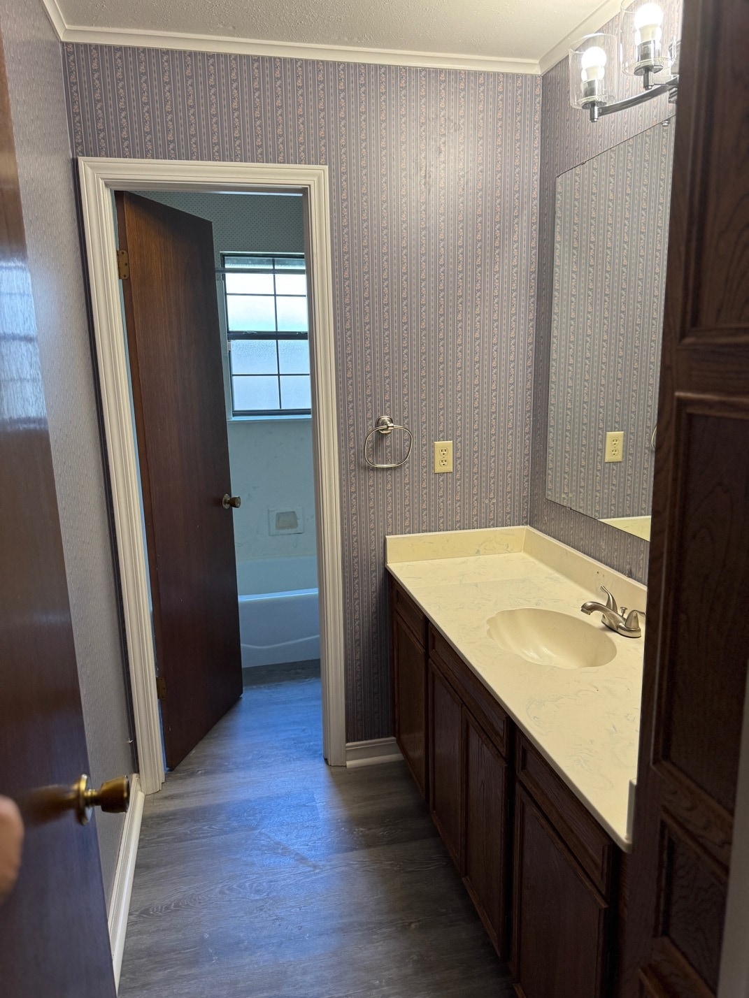 Building Photo - 210 Deerwood Ln