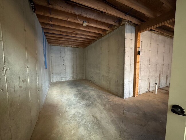 Building Photo - 20918 Homer Rd