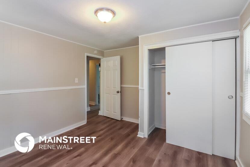 Building Photo - 8067 Norwich Dr