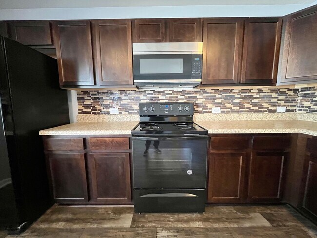 Building Photo - 823 Georgia Oak Ln