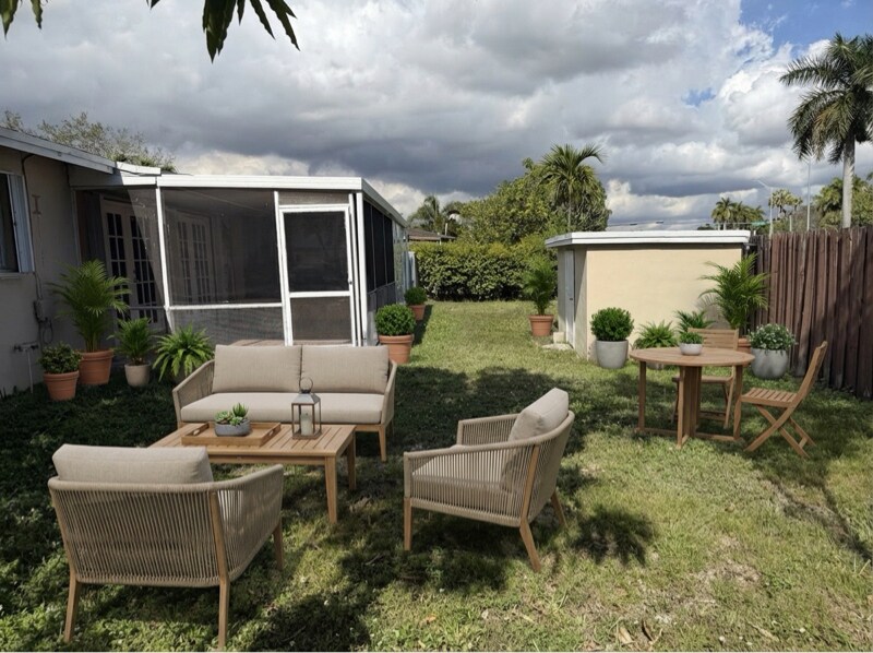 Building Photo - 8111 SW 129th Ave