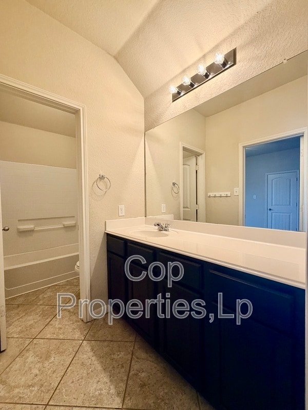 Building Photo - 8919 Olmstead Park