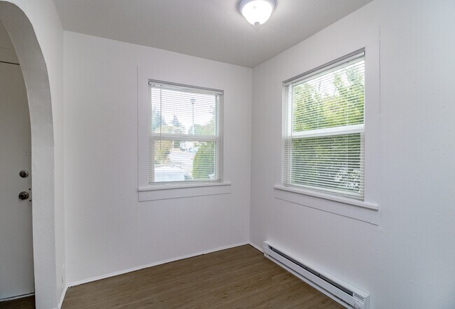 Building Photo - 14402 56th Ave S