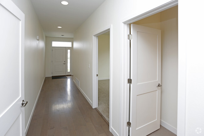 Interior Photo - Hugos Village Townhomes