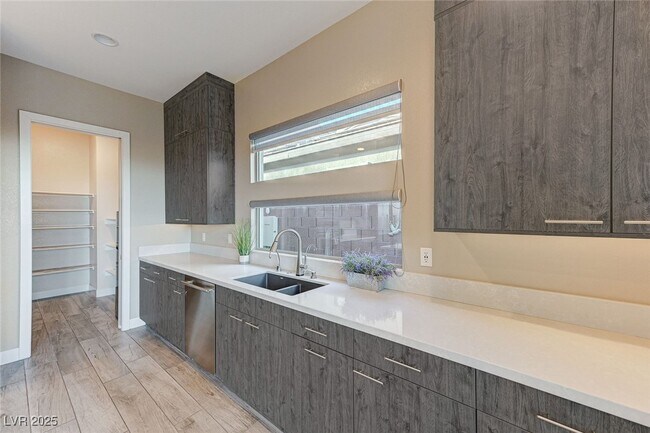 Building Photo - 6832 Apogee Ridge Ct