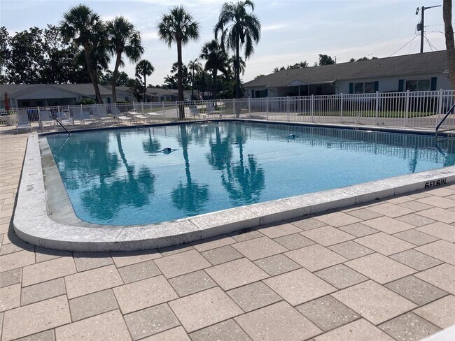 Building Photo - 6110 Coral Way