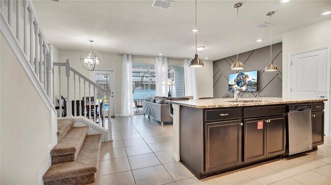 Building Photo - 3838 Lana Ave