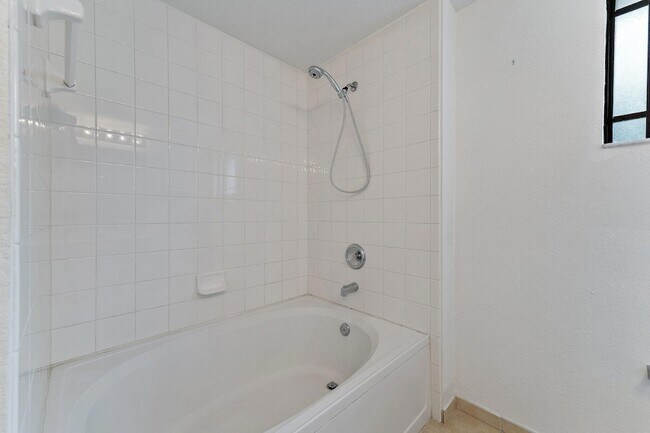 Building Photo - 2727 Anzio Ct